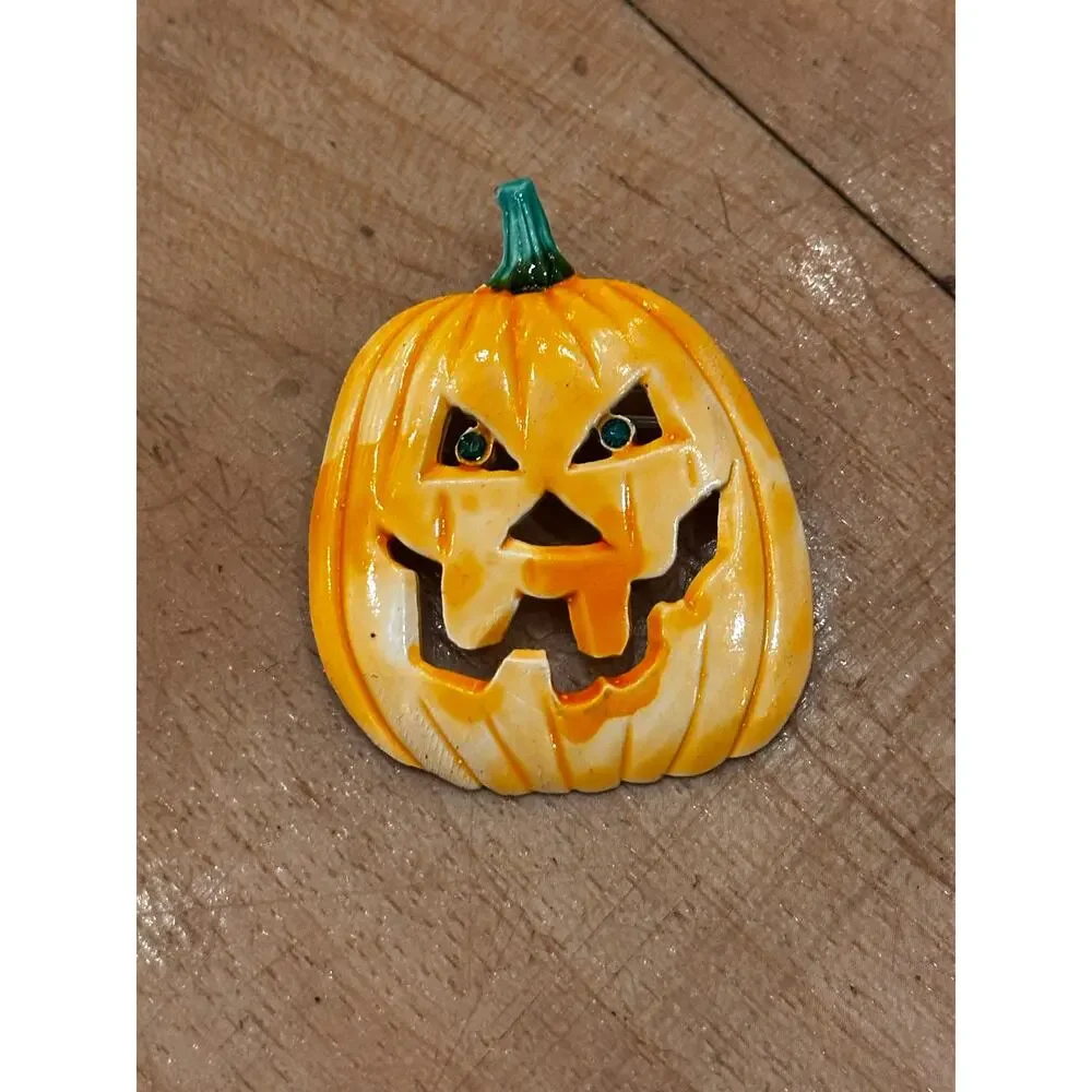 Vintage 80s Jack-o-Lantern Pumpkin Enamel Pin from JJ